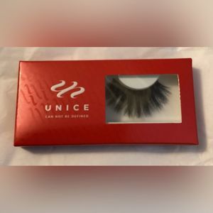 NWOT UNICE False Lashes